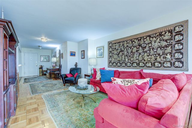 102-30 66th Road 12E, Forest Hills, NY 11375