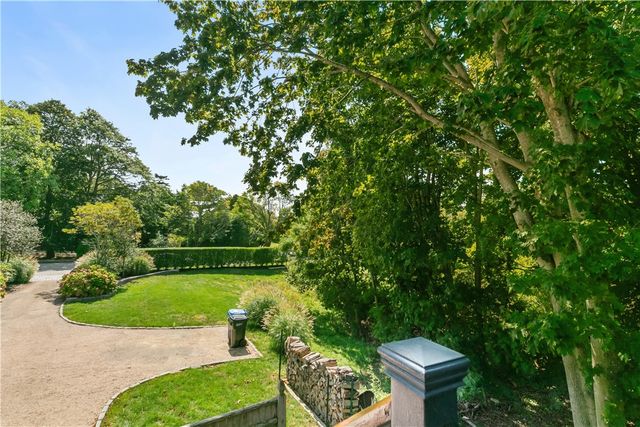 99 Coggeshall Avenue 2, Newport, RI 02840