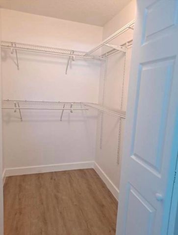 603 S State Road 7 2i, Margate, FL 33068