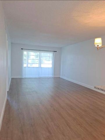 603 S State Road 7 2i, Margate, FL 33068