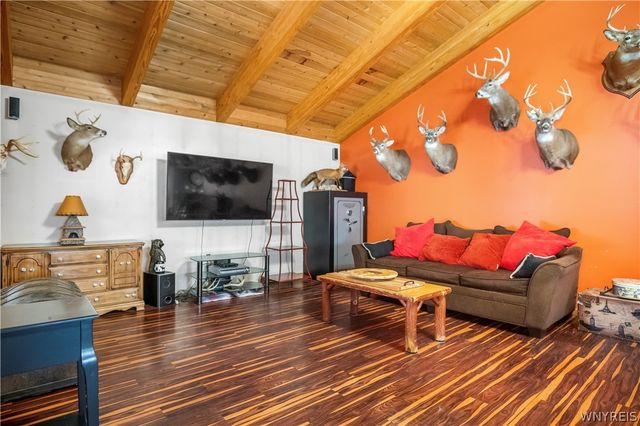 2995 Krueger Road, Wheatfield, NY 14120