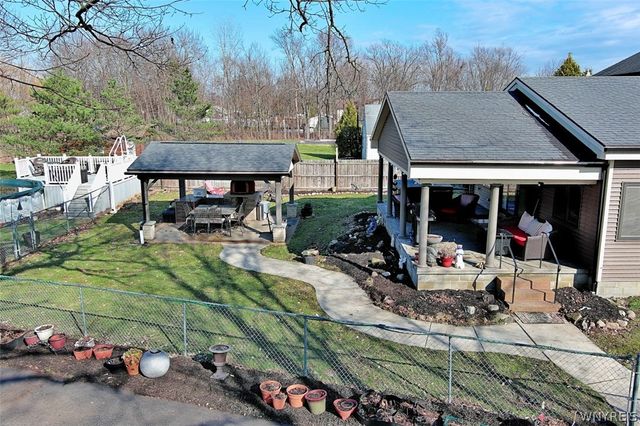 2995 Krueger Road, Wheatfield, NY 14120