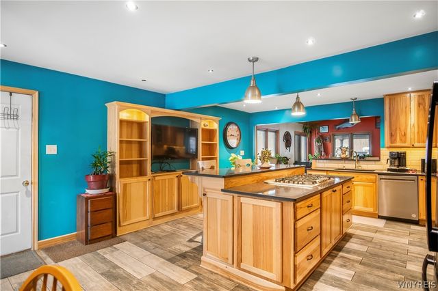 2995 Krueger Road, Wheatfield, NY 14120