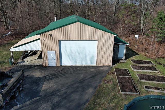 2995 Krueger Road, Wheatfield, NY 14120