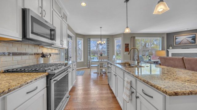 522 Cloverdale LANE, Plymouth, WI 53073
