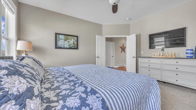 522 Cloverdale LANE, Plymouth, WI 53073