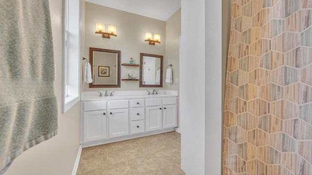 522 Cloverdale LANE, Plymouth, WI 53073