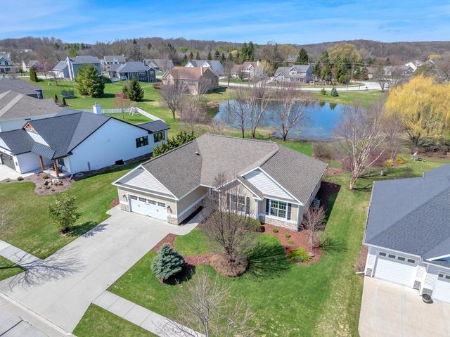 522 Cloverdale LANE, Plymouth, WI 53073