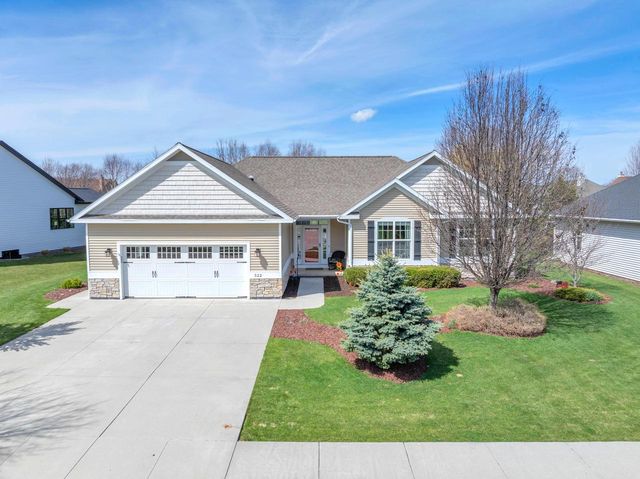 522 Cloverdale LANE, Plymouth, WI 53073