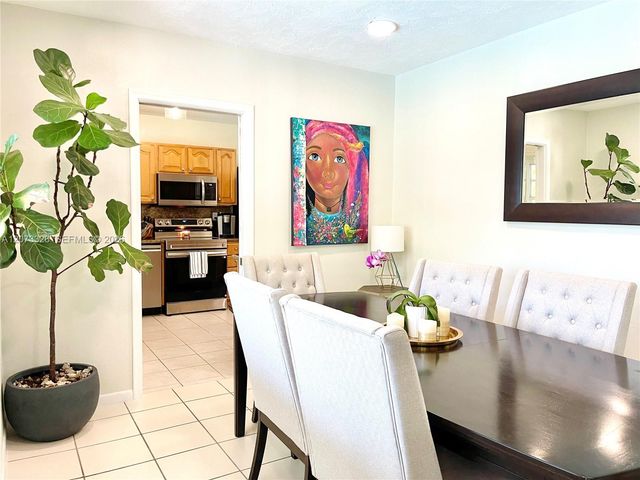 8522 SW 148th Terrace, Palmetto Bay, FL 33158