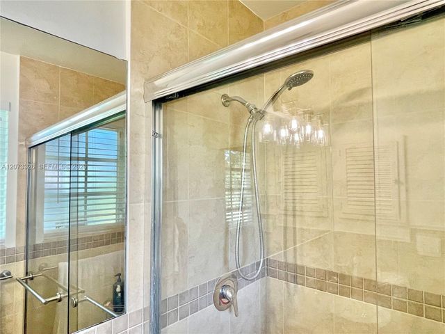 8522 SW 148th Terrace, Palmetto Bay, FL 33158