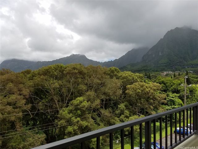 46-270 Kahuhipa Street A619, Kaneohe, HI 96744