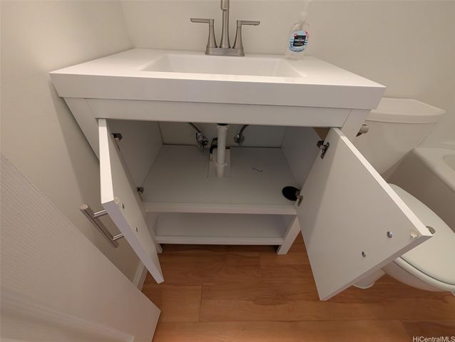 46-270 Kahuhipa Street A619, Kaneohe, HI 96744