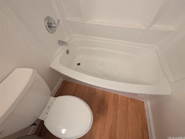 46-270 Kahuhipa Street A619, Kaneohe, HI 96744