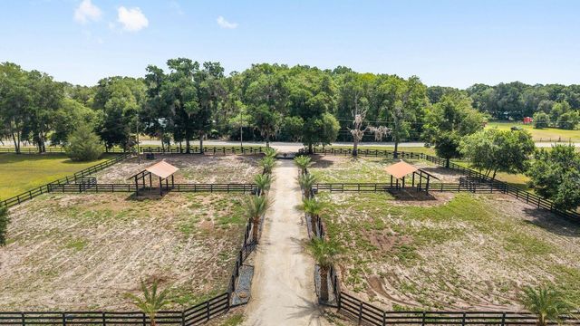 16392 NE JACKSONVILLE ROAD, Citra, FL 32113