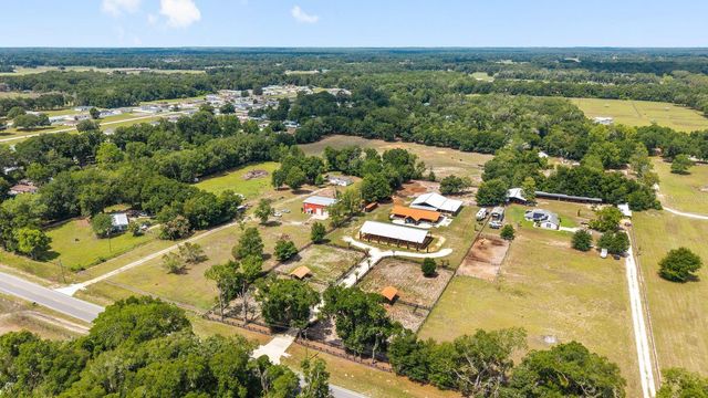 16392 NE JACKSONVILLE ROAD, Citra, FL 32113