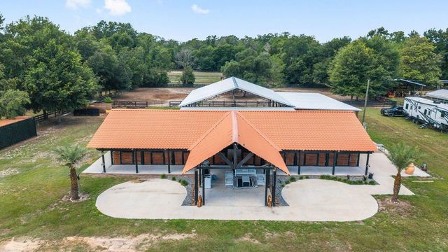 16392 NE JACKSONVILLE ROAD, Citra, FL 32113