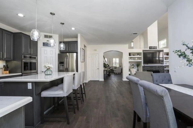 1880 MEEKS BAY DR, Chula Vista, CA 91913