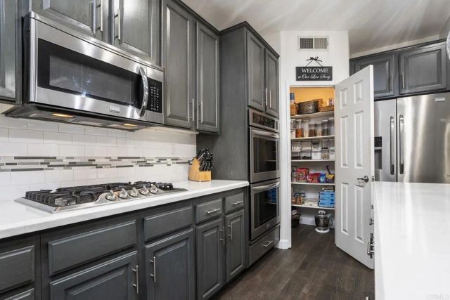 1880 MEEKS BAY DR, Chula Vista, CA 91913