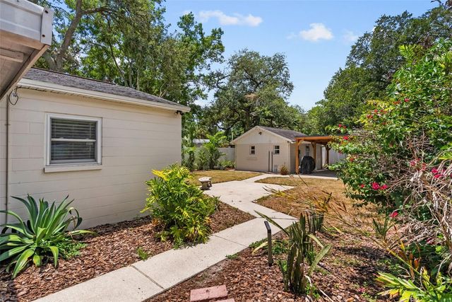3712 N CLEARFIELD AVENUE, Tampa, FL 33603
