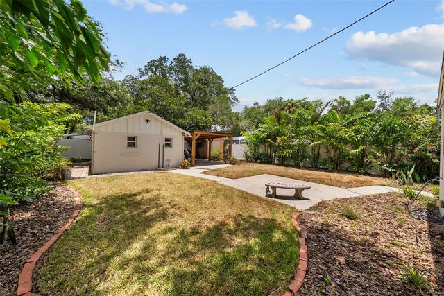 3712 N CLEARFIELD AVENUE, Tampa, FL 33603
