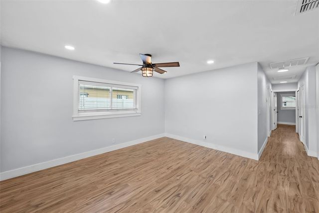 3712 N CLEARFIELD AVENUE, Tampa, FL 33603