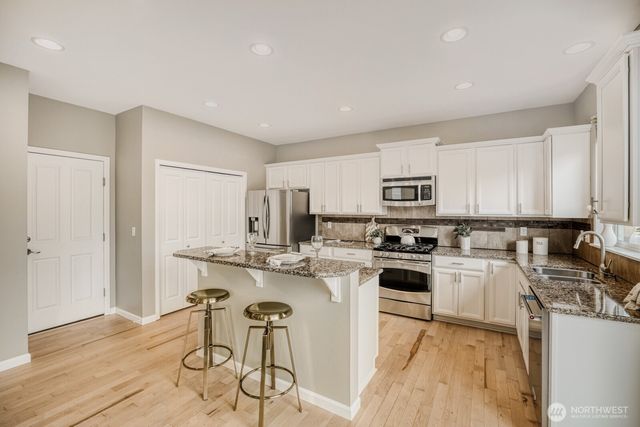 35006 SE Brinkley Street, Snoqualmie, WA 98065