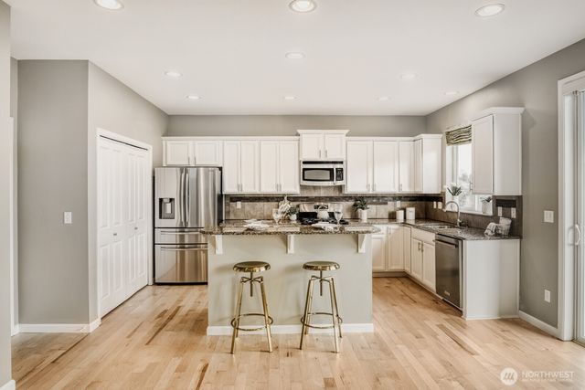 35006 SE Brinkley Street, Snoqualmie, WA 98065