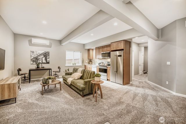 35006 SE Brinkley Street, Snoqualmie, WA 98065