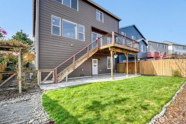 35006 SE Brinkley Street, Snoqualmie, WA 98065
