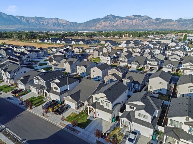 1690 S PREVEDEL DR, West Haven, UT 84401