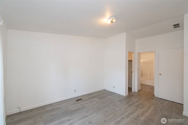 642 N 7th Avenue, Sequim, WA 98382