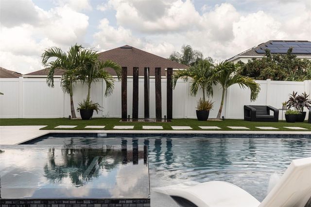 526 FIRST CAPE CORAL DRIVE, Winter Garden, FL 34787