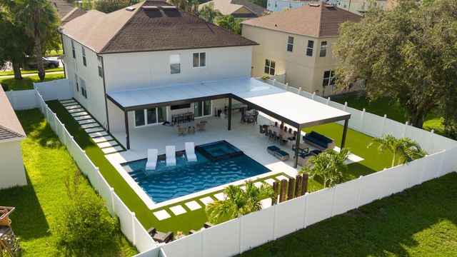 526 FIRST CAPE CORAL DRIVE, Winter Garden, FL 34787