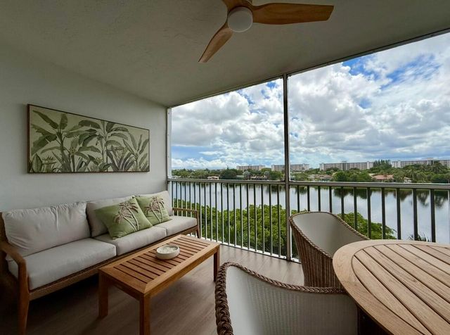 3150 N Course Lane 501, Pompano Beach, FL 33069