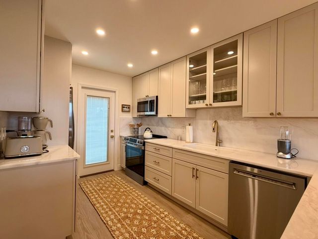 3150 N Course Lane 501, Pompano Beach, FL 33069
