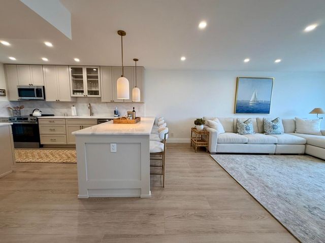 3150 N Course Lane 501, Pompano Beach, FL 33069