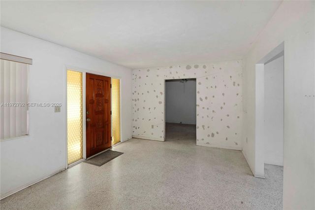 799 E 30th St, Hialeah, FL 33013