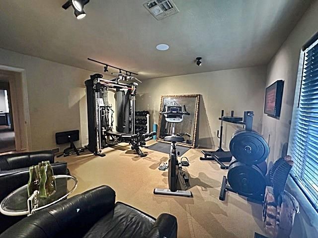 1710 Dorchester Drive, Nichols Hills, OK 73120