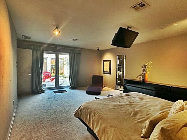 1710 Dorchester Drive, Nichols Hills, OK 73120