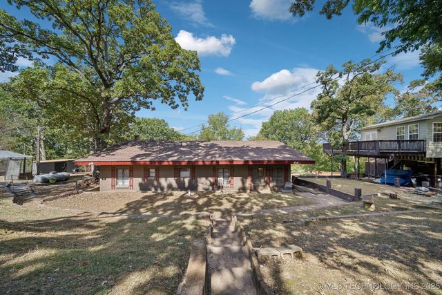 3192 W Hickory Hills Drive, Hulbert, OK 74441