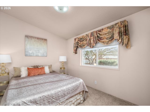 4055 ROYAL Ave 93, Eugene, OR 97402