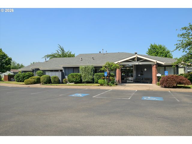 4055 ROYAL Ave 93, Eugene, OR 97402