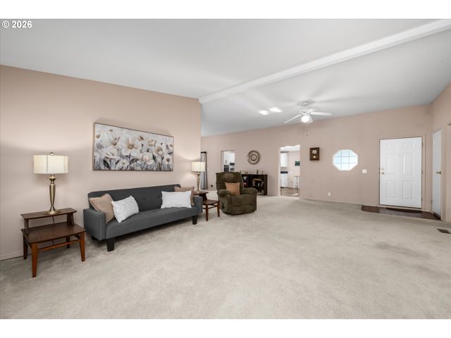 4055 ROYAL Ave 93, Eugene, OR 97402