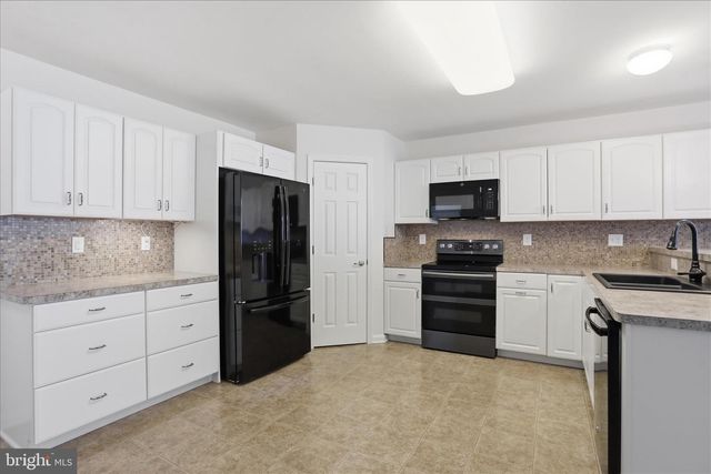 17938 CONSTITUTION CIR, Hagerstown, MD 21740