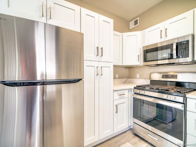 8438 Thunder Ridge Way 101, Highlands Ranch, CO 80126