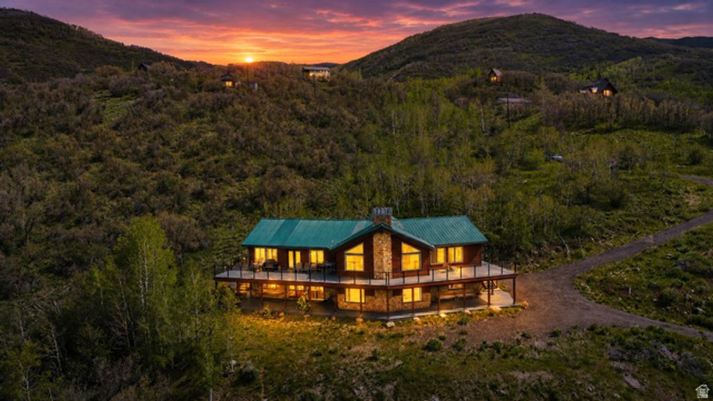 Image 1 of property listing at 6 BEAVER SPRINGS RANCHEROS, Oakley, UT 84055
