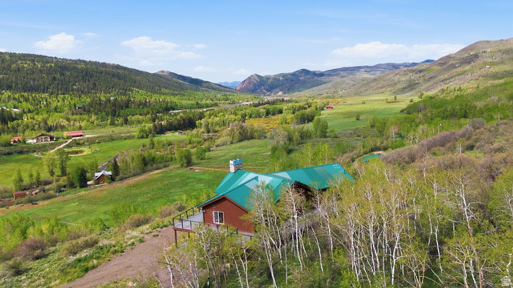 Image 55 of property listing at 6 BEAVER SPRINGS RANCHEROS, Oakley, UT 84055