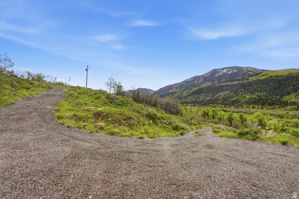 Image 66 of property listing at 6 BEAVER SPRINGS RANCHEROS, Oakley, UT 84055