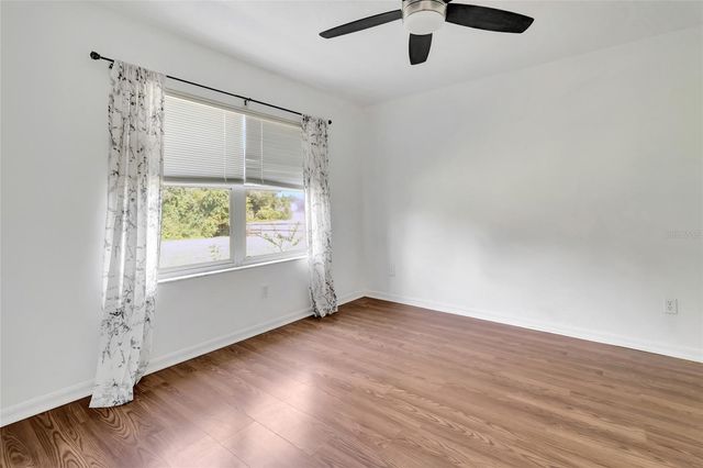 6856 NE 61ST AVENUE ROAD, Silver Springs, FL 34488